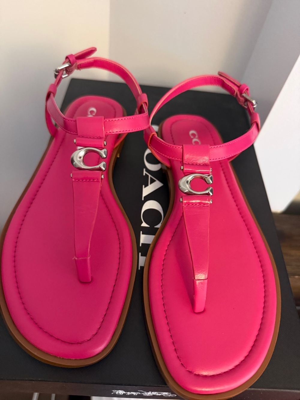 Coach Hot Pink Leather T-Strap Sandals with Signature 'C' Accent - Picture 5 of 6